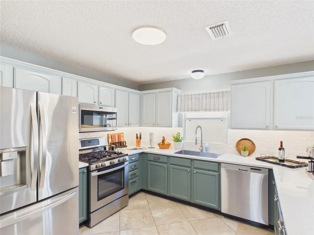 1935 Mcconnells Avenue The Villages FL 32162