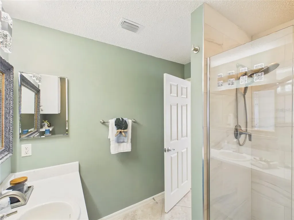 1935 Mcconnells Avenue The Villages FL 32162