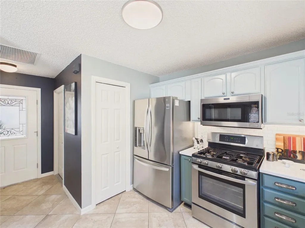 1935 Mcconnells Avenue The Villages FL 32162