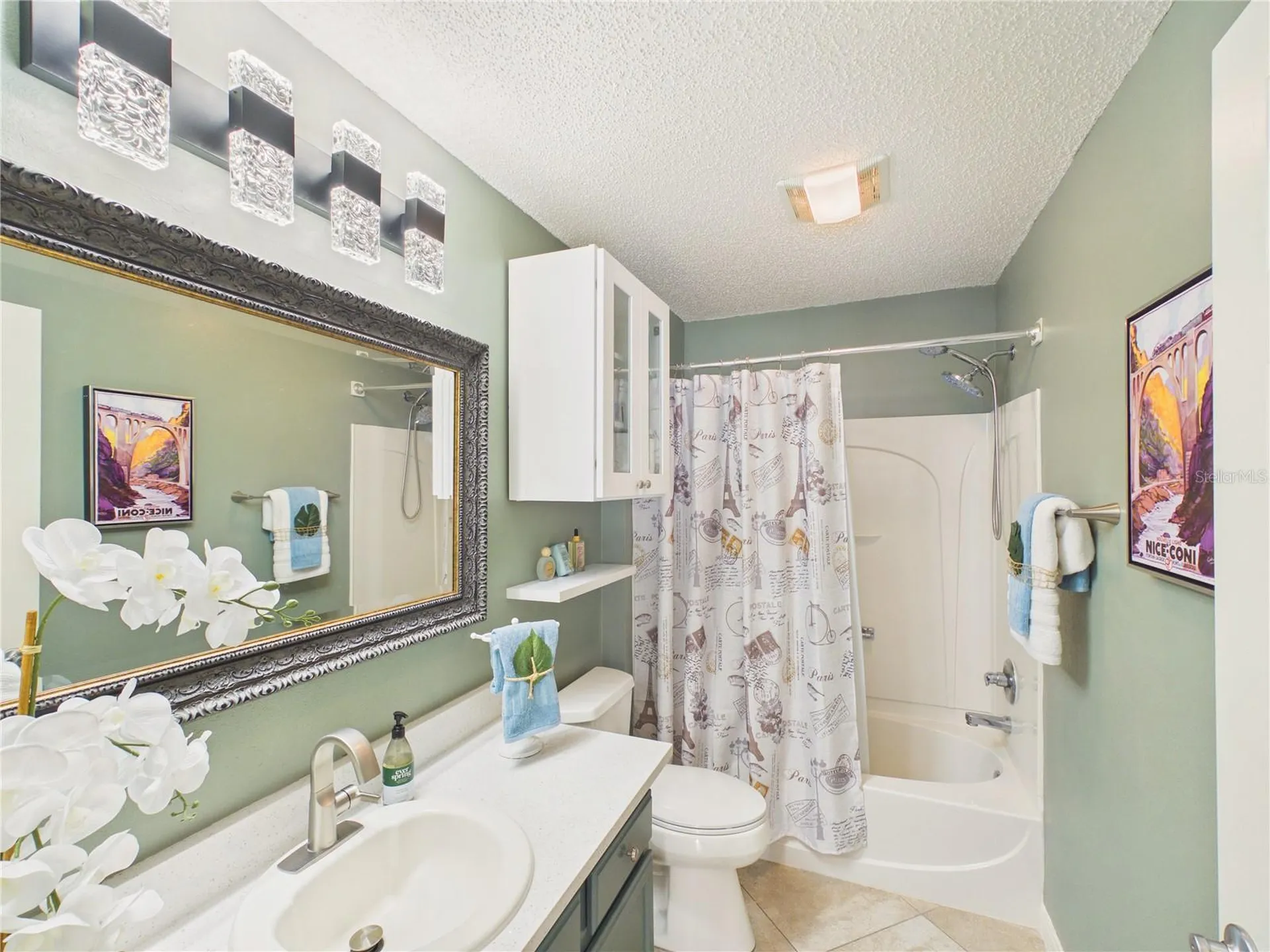 1935 Mcconnells Avenue The Villages FL 32162