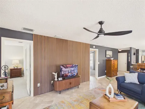 1935 Mcconnells Avenue The Villages FL 32162