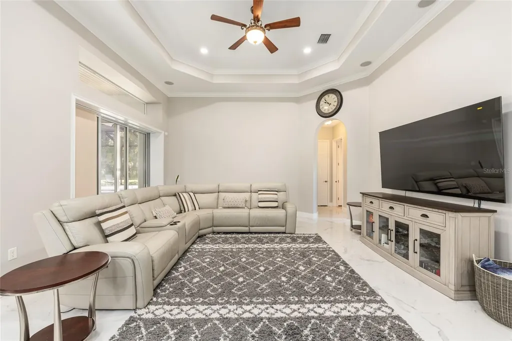 1015 SE 46th Street Ocala FL 34480