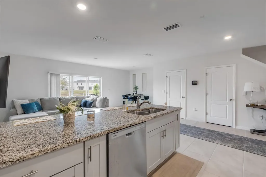 2724 Silver Canoe Drive Edgewater FL 32141