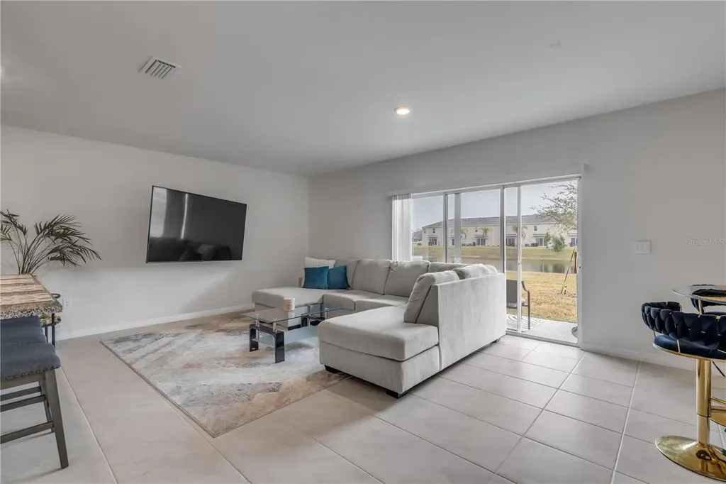 2724 Silver Canoe Drive Edgewater FL 32141