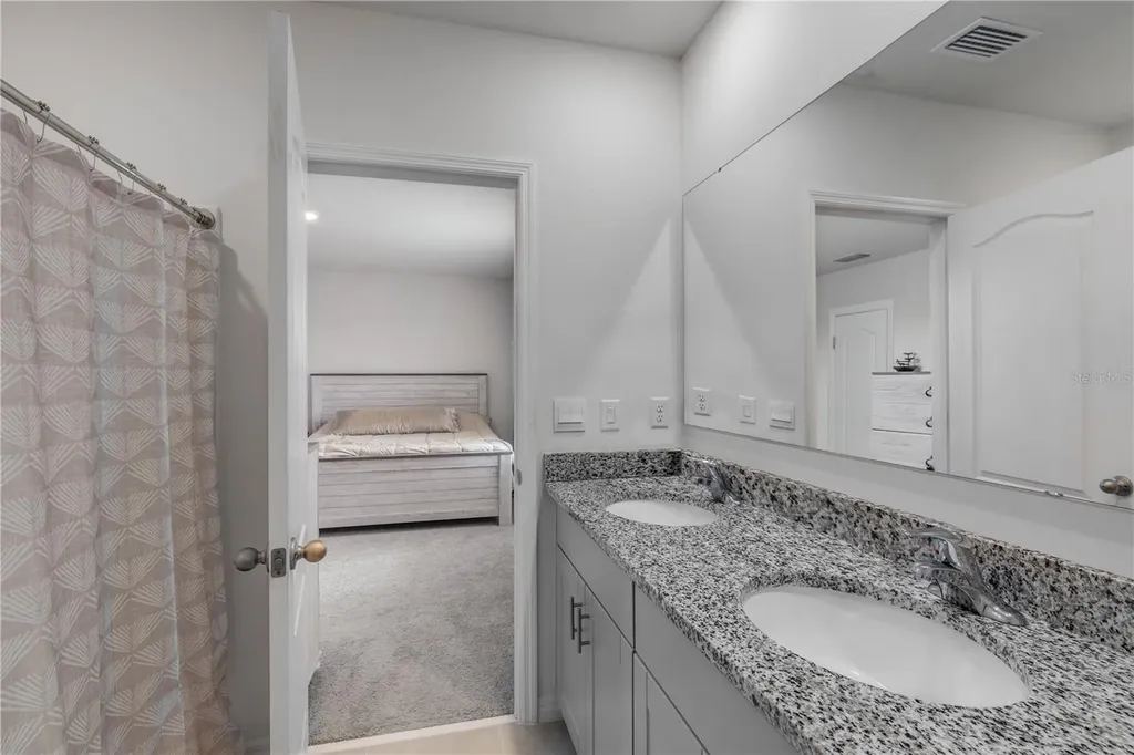 2724 Silver Canoe Drive Edgewater FL 32141