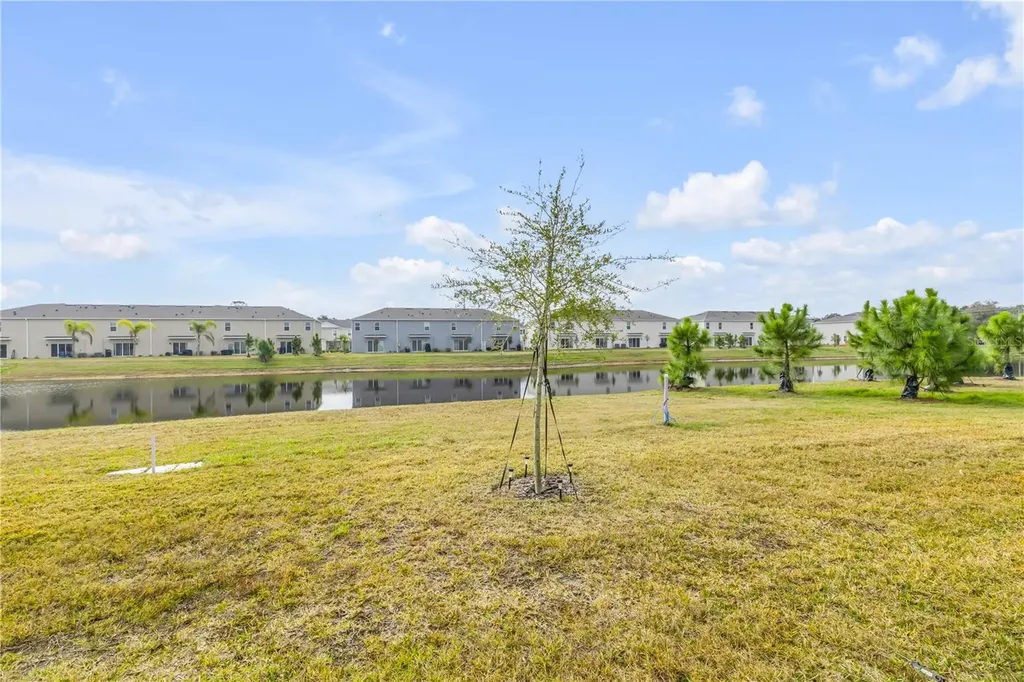 2724 Silver Canoe Drive Edgewater FL 32141