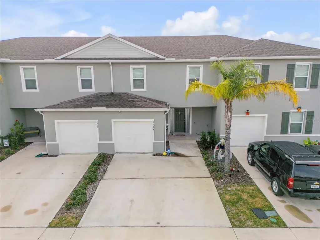 2724 Silver Canoe Drive Edgewater FL 32141
