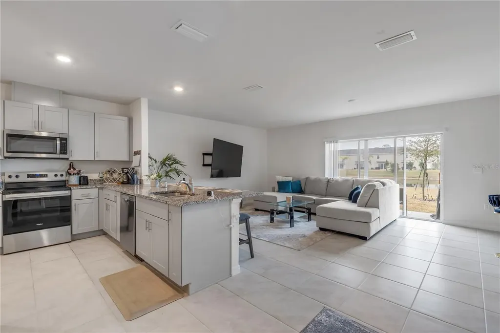 2724 Silver Canoe Drive Edgewater FL 32141