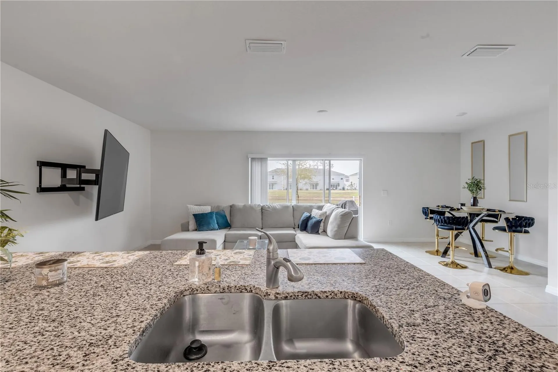 2724 Silver Canoe Drive Edgewater FL 32141
