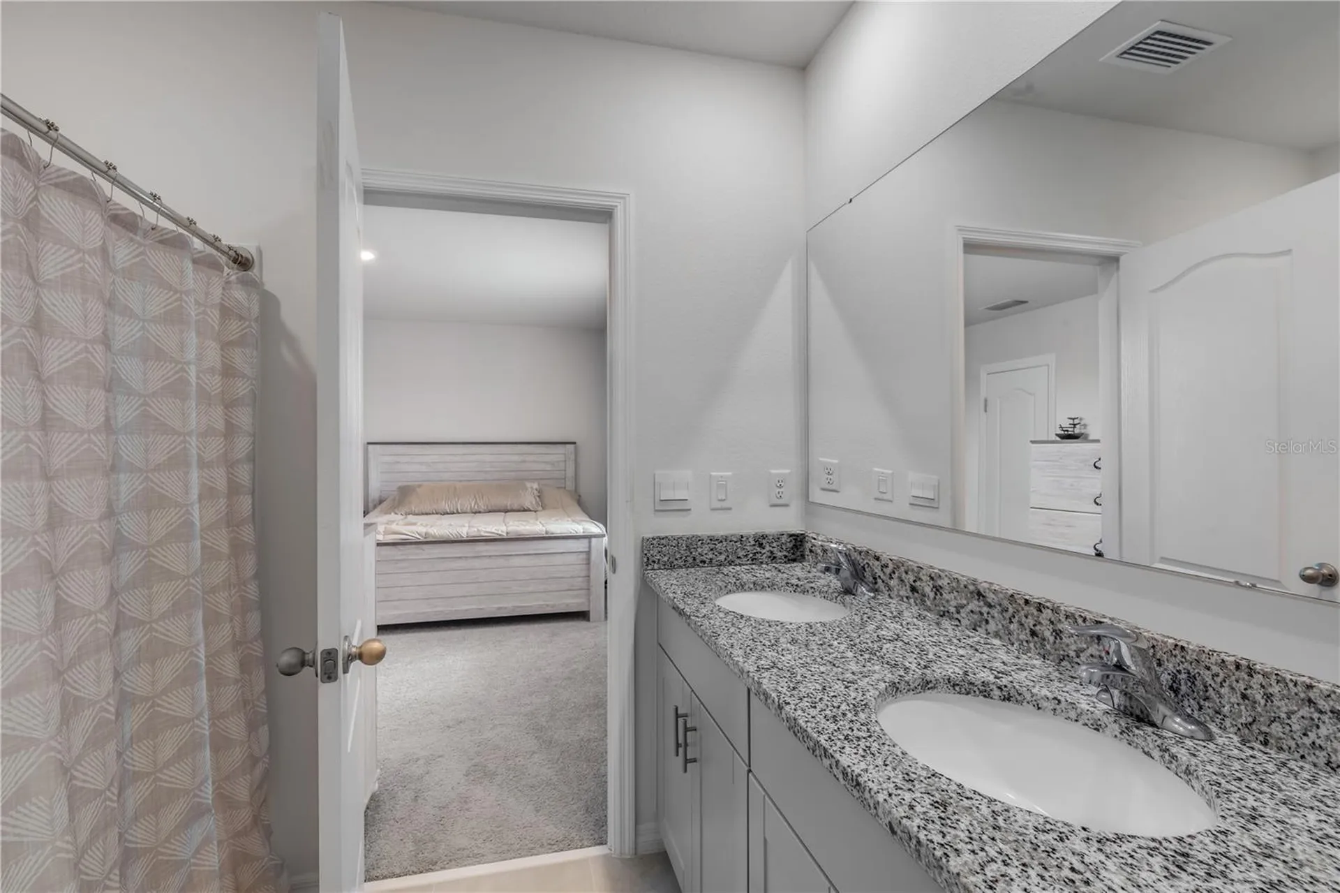 2724 Silver Canoe Drive Edgewater FL 32141