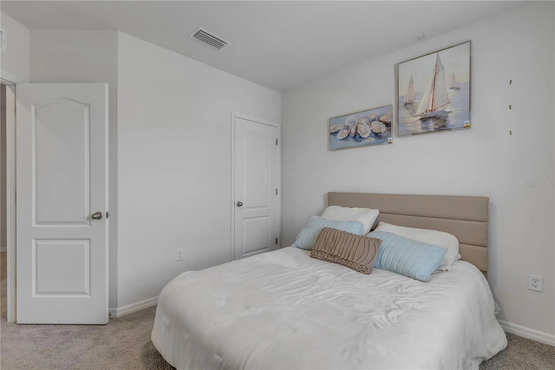 2724 Silver Canoe Drive Edgewater FL 32141