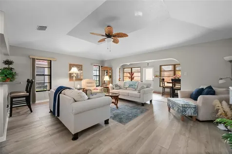 11365 SW Essex Drive Lake Suzy FL 34269