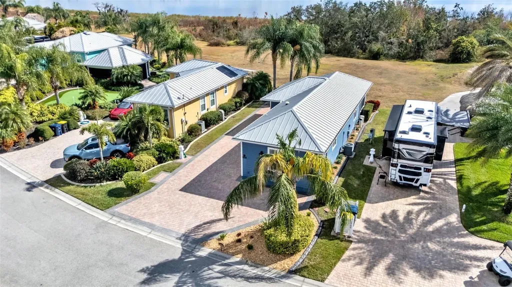 3272 Fish Hawk Drive Polk City FL 33868