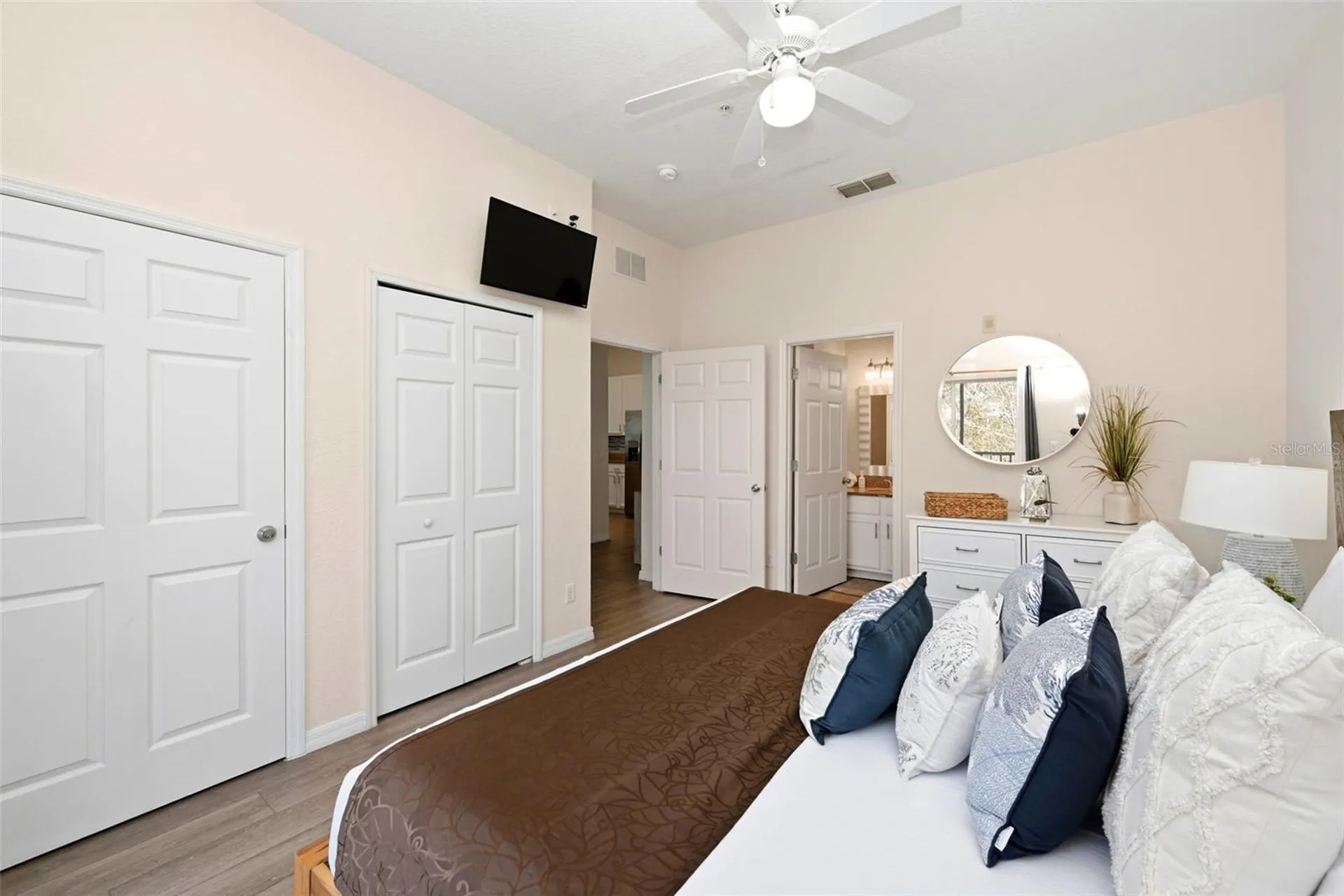1014 Gran Bahama Boulevard Davenport FL 33837