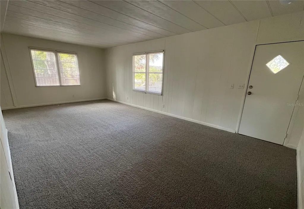 4707 E Yukon Street Tampa FL 33617