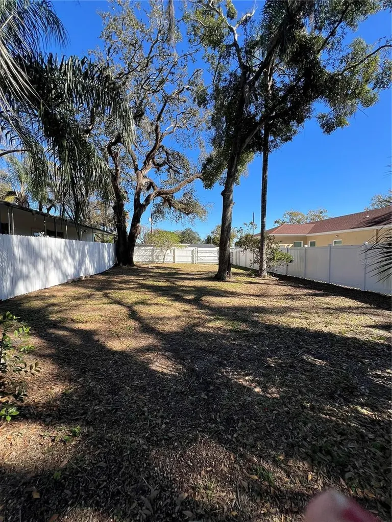 4707 E Yukon Street Tampa FL 33617