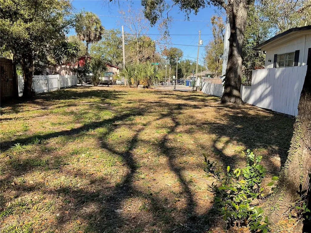 4707 E Yukon Street Tampa FL 33617