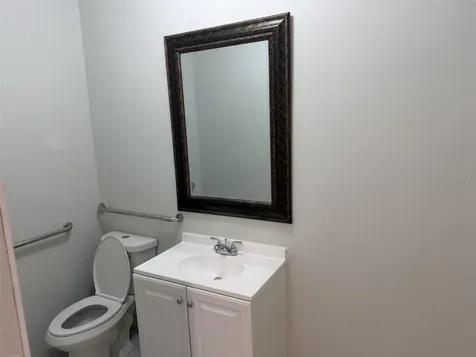 5005 Edgewater Drive Orlando FL 32810