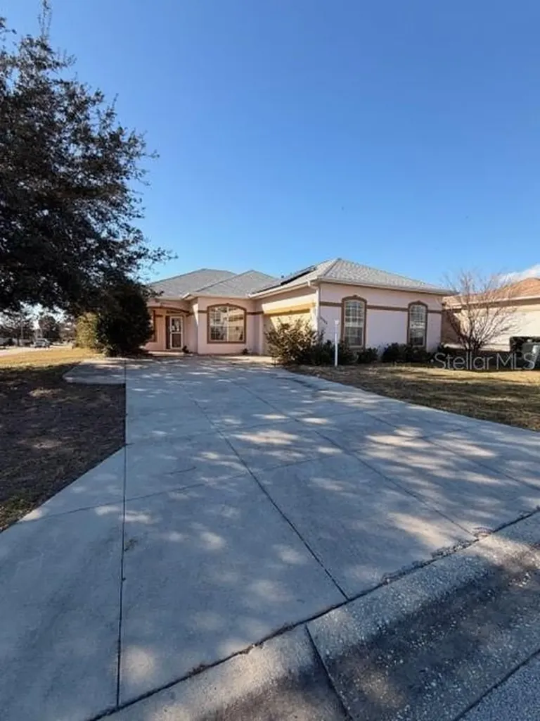 17680 SE 121st Court Summerfield FL 34491