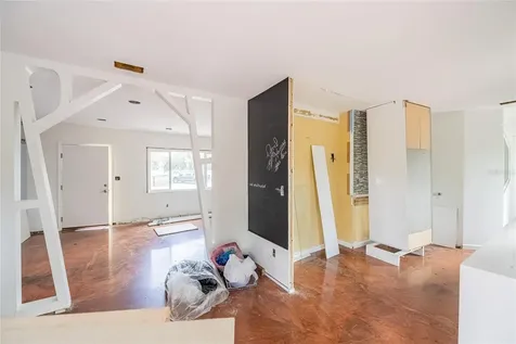 6213 Sanders Drive Tampa FL 33611