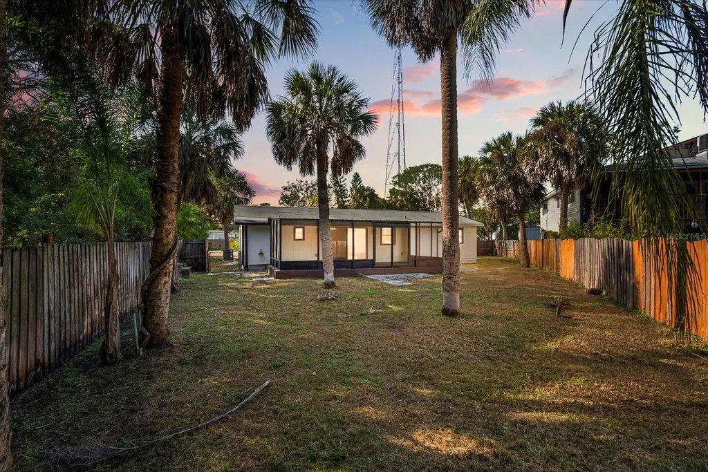 10395 San Martin Boulevard NE St Petersburg FL 33702