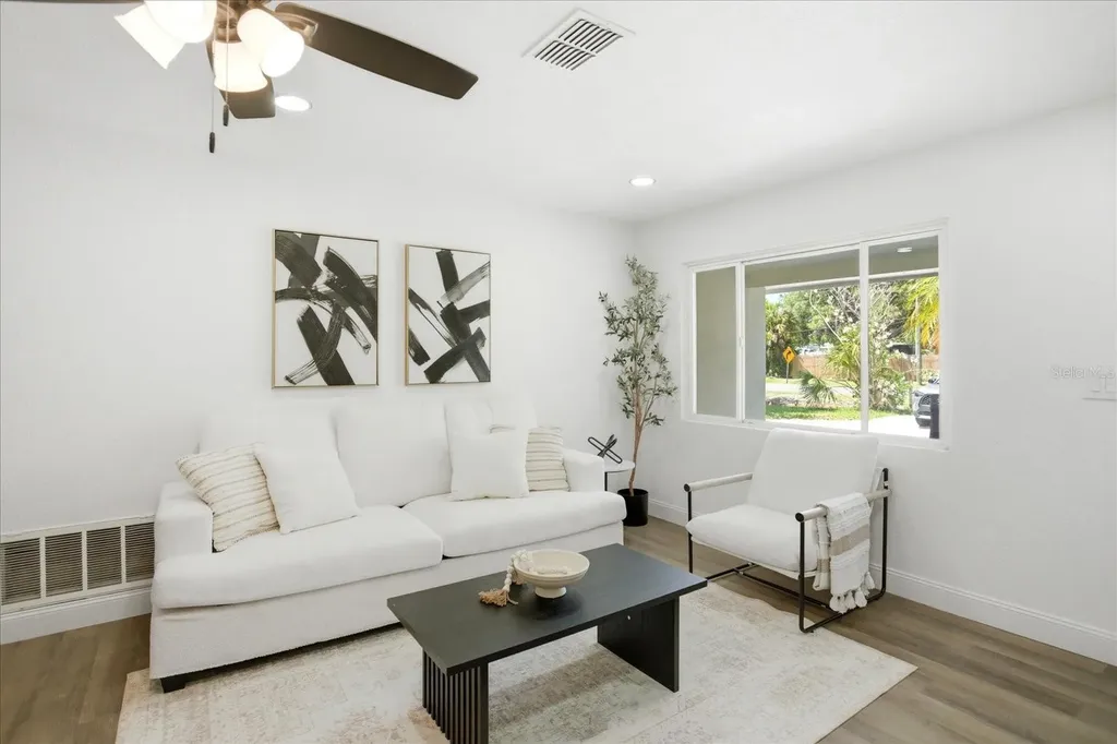 10395 San Martin Boulevard NE St Petersburg FL 33702