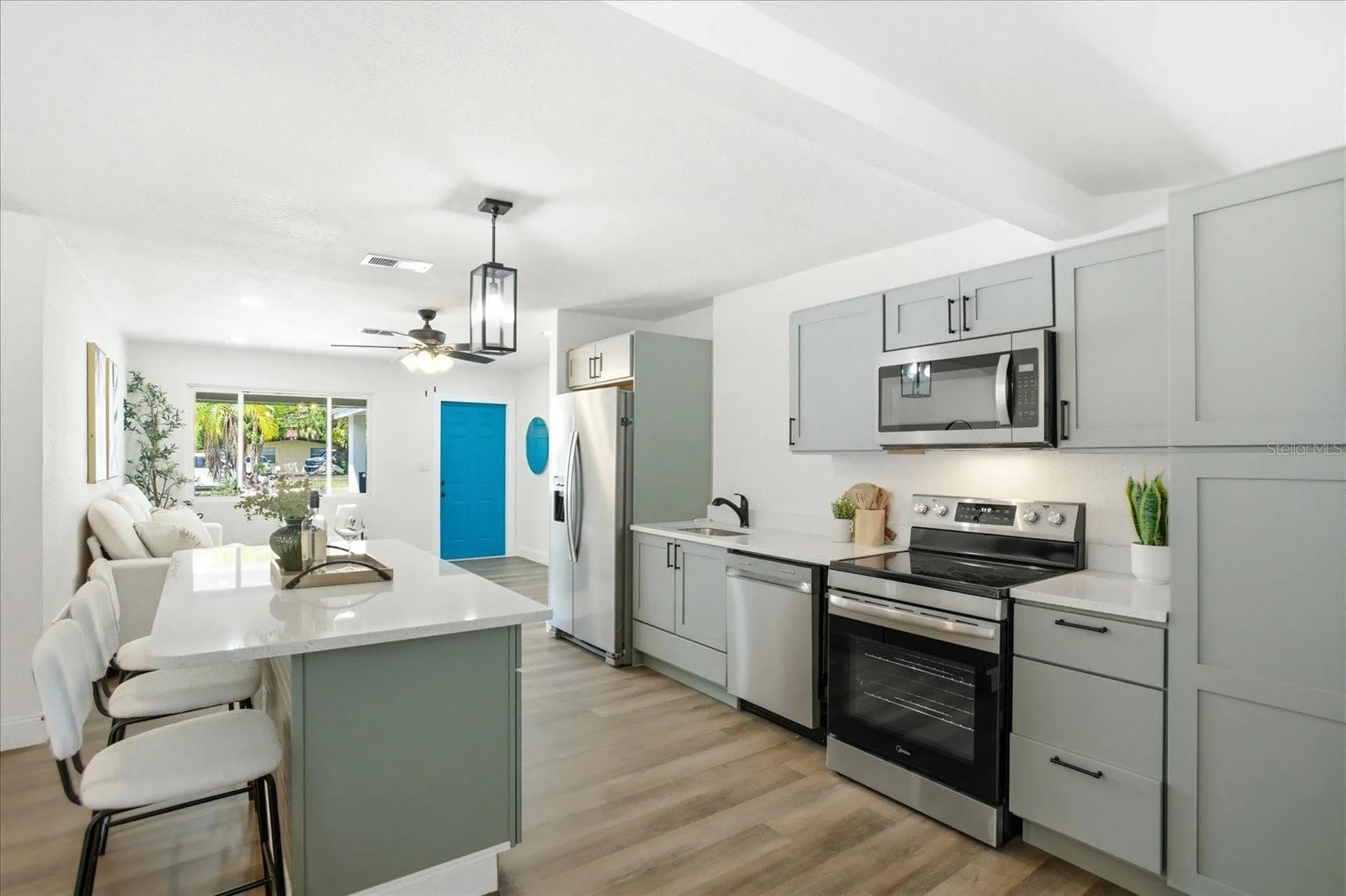 10395 San Martin Boulevard NE St Petersburg FL 33702
