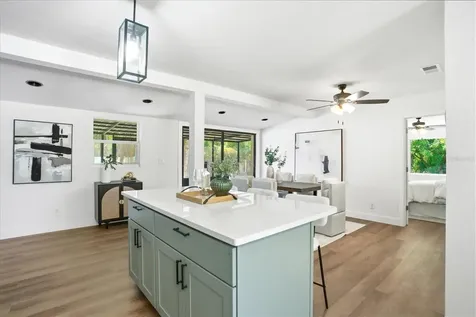 10395 San Martin Boulevard NE St Petersburg FL 33702