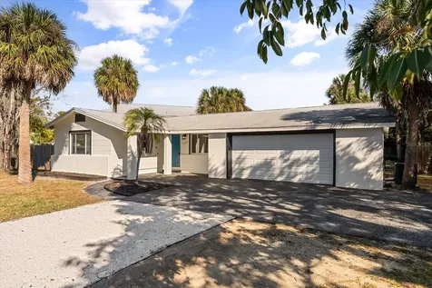 10395 San Martin Boulevard NE St Petersburg FL 33702