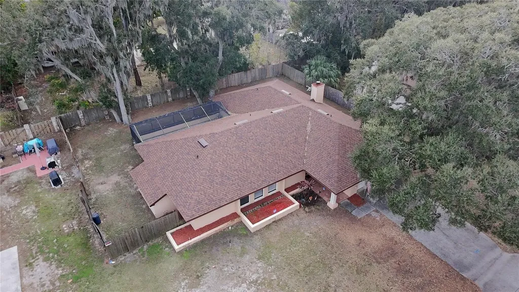 209 First Street Tavares FL 32778