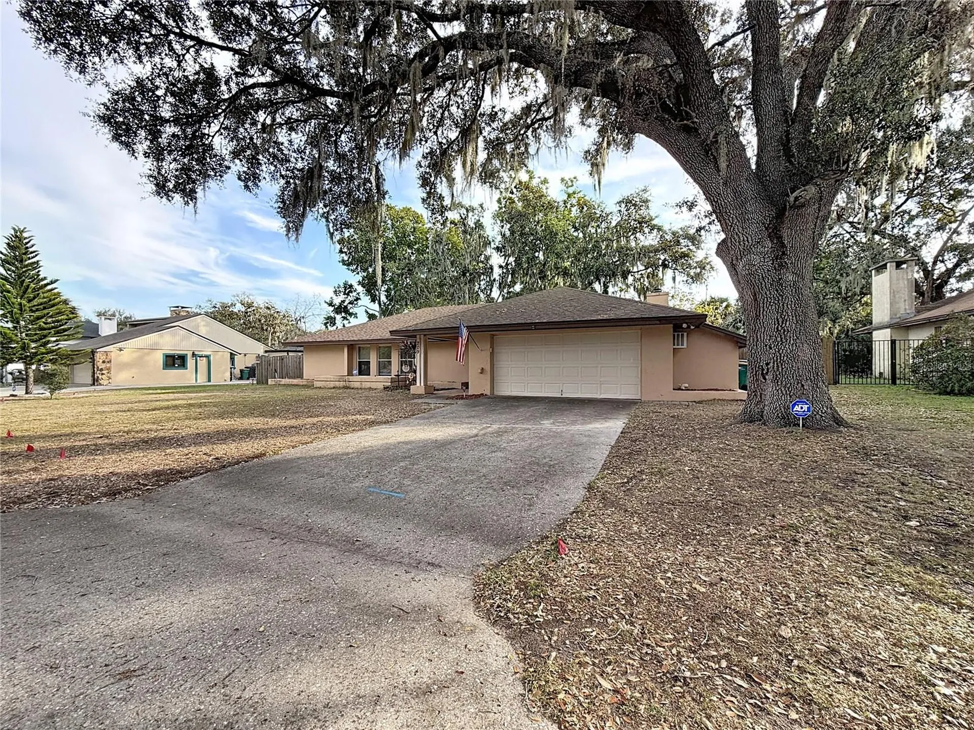 209 First Street Tavares FL 32778