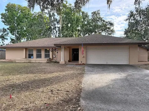 209 First Street Tavares FL 32778