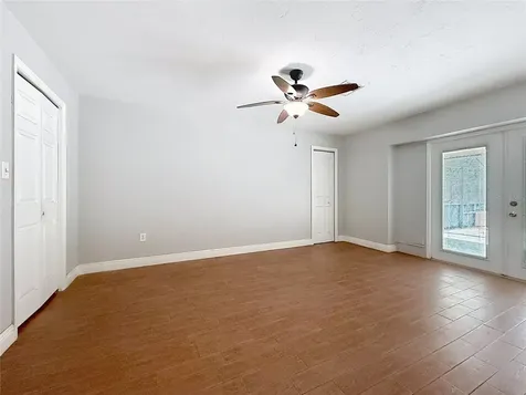 209 First Street Tavares FL 32778