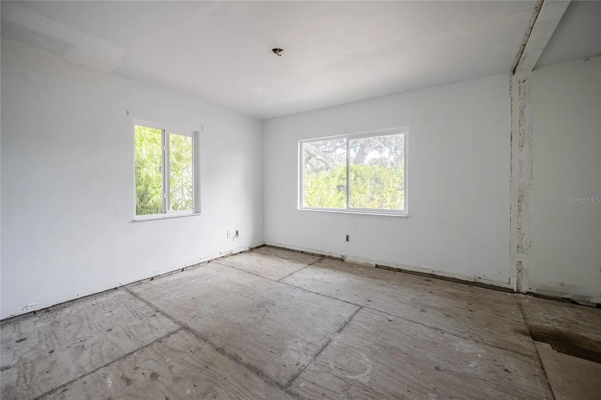6213 Sanders Drive Tampa FL 33611