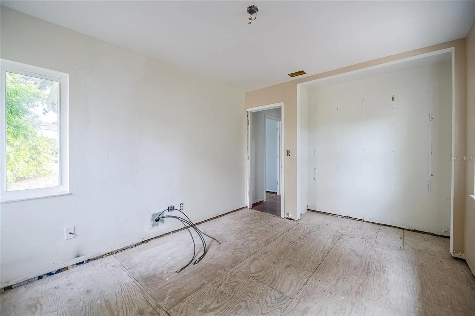 6213 Sanders Drive Tampa FL 33611