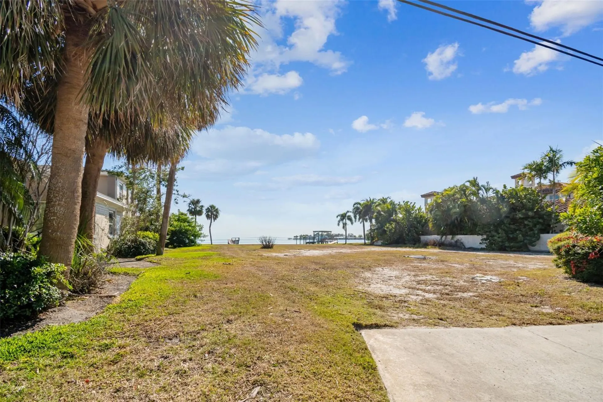 6330 Bahama Shores Drive S St Petersburg FL 33705