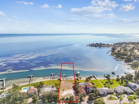 6330 Bahama Shores Drive S St Petersburg FL 33705