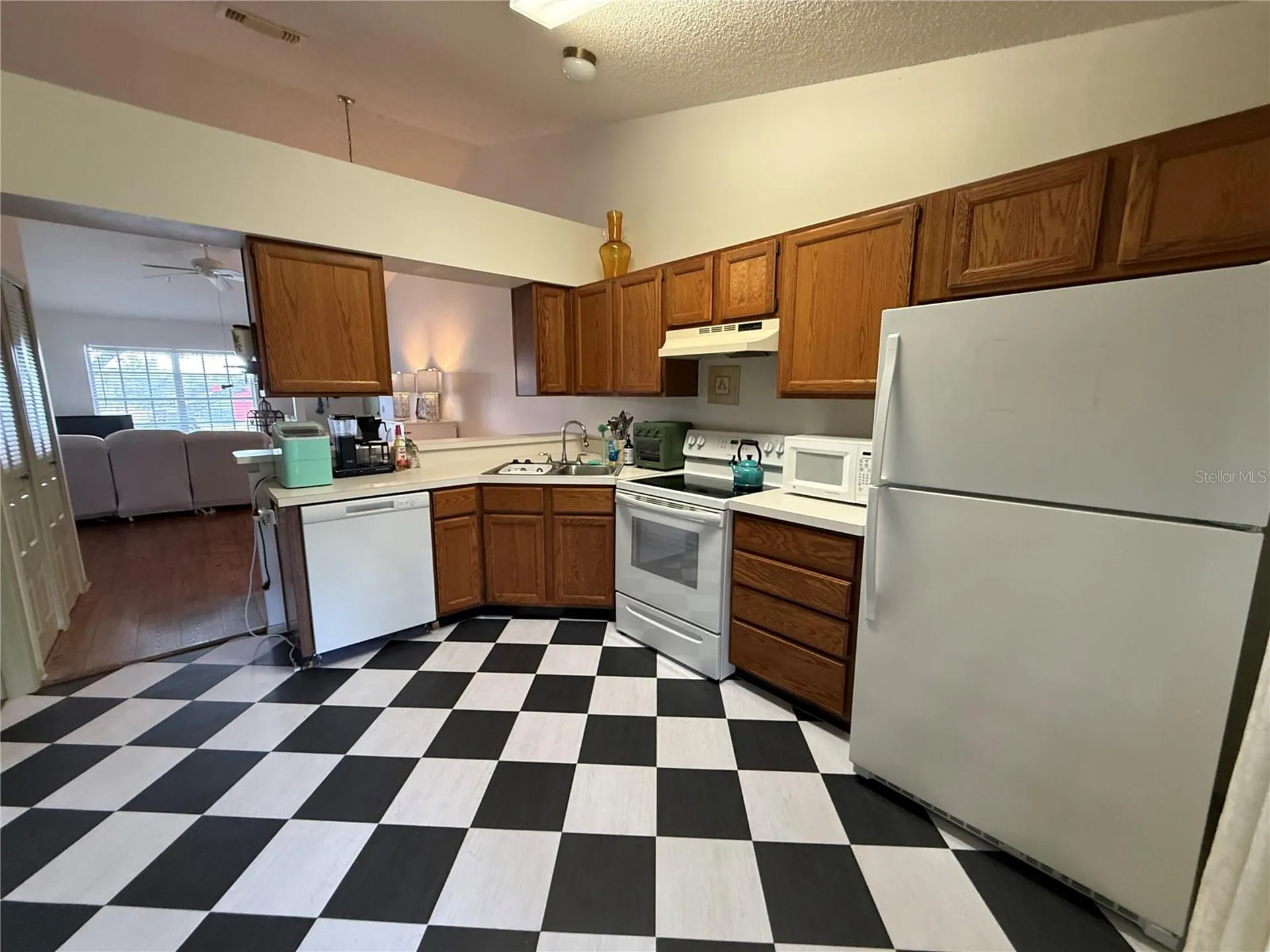 108 Reserve Circle Oviedo FL 32765