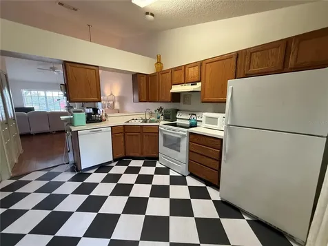 108 Reserve Circle Oviedo FL 32765