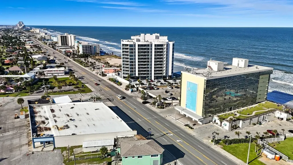 1909 S Atlantic Avenue Daytona Beach FL 32118