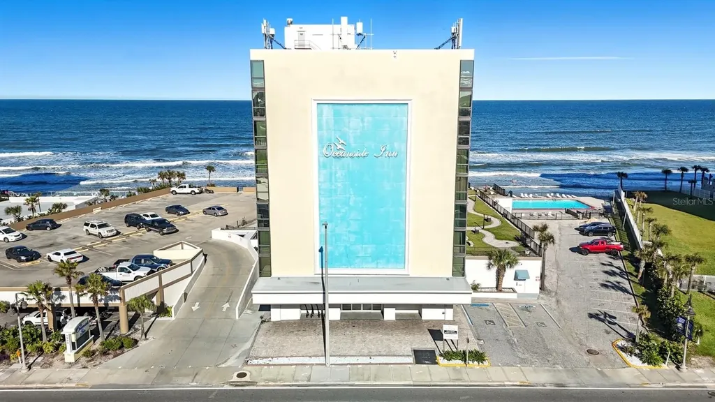 1909 S Atlantic Avenue Daytona Beach FL 32118