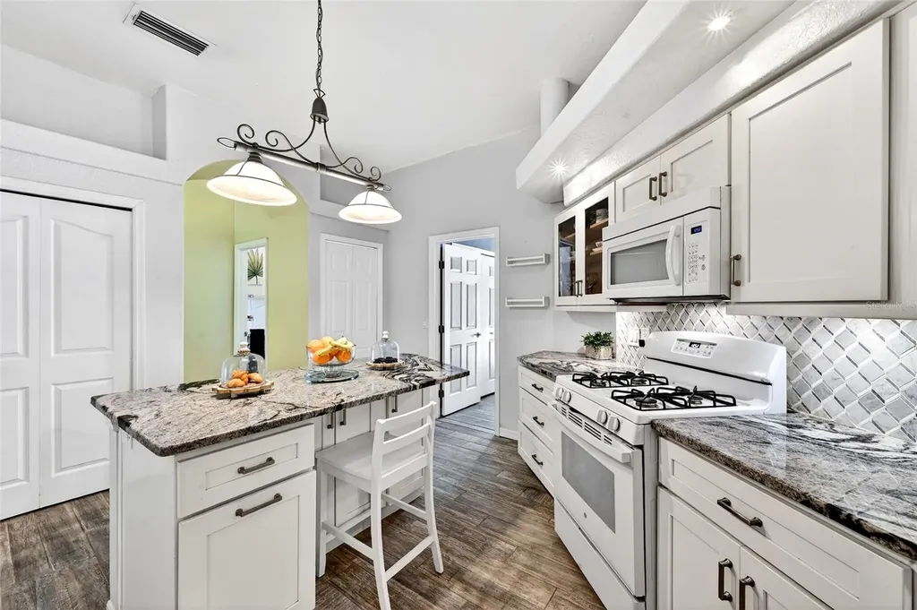 4603 4th Avenue E Bradenton FL 34208