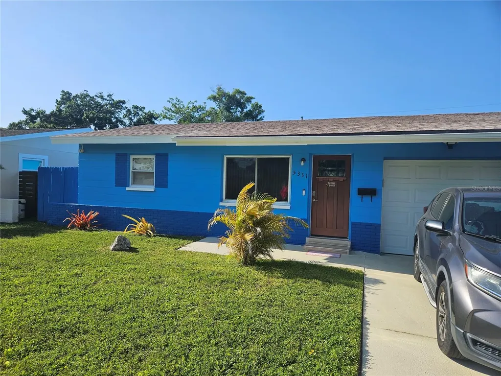 5331 10th Avenue N St Petersburg FL 33710