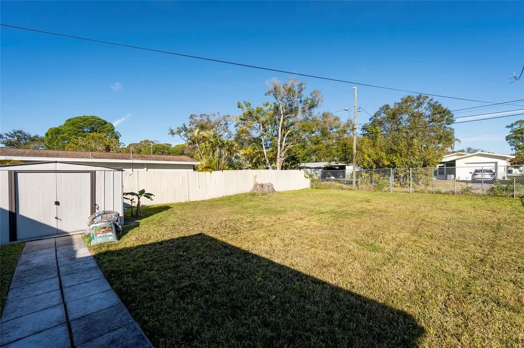 5331 10th Avenue N St Petersburg FL 33710