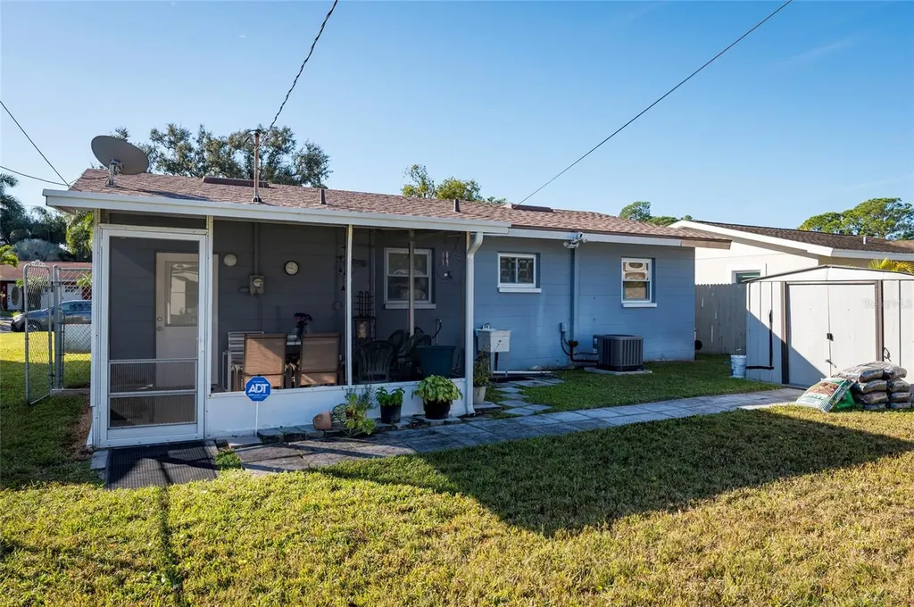5331 10th Avenue N St Petersburg FL 33710