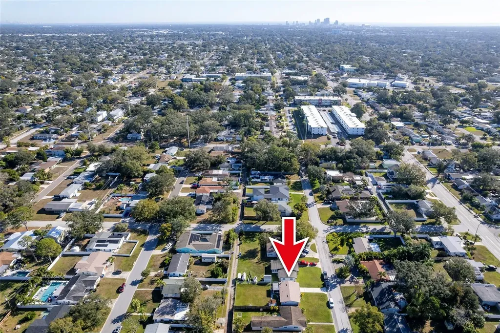 5331 10th Avenue N St Petersburg FL 33710