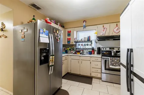 5331 10th Avenue N St Petersburg FL 33710