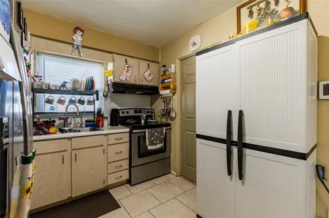 5331 10th Avenue N St Petersburg FL 33710