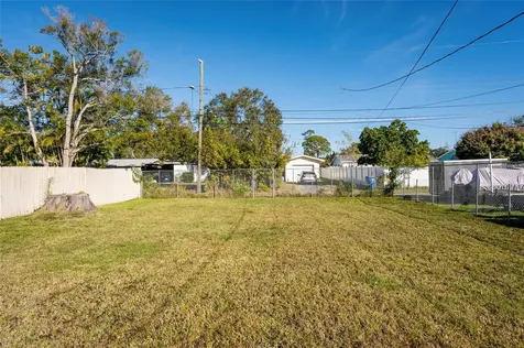 5331 10th Avenue N St Petersburg FL 33710