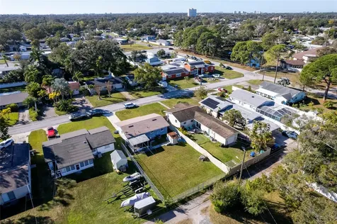 5331 10th Avenue N St Petersburg FL 33710